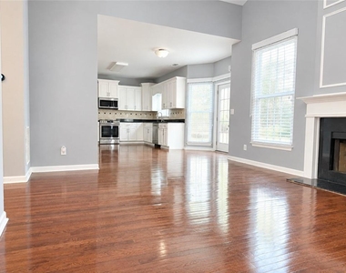 3973 Kendall Cove - Photo Thumbnail 5