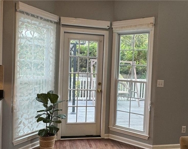 3973 Kendall Cove - Photo Thumbnail 4