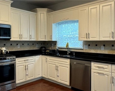 3973 Kendall Cove - Photo Thumbnail 3