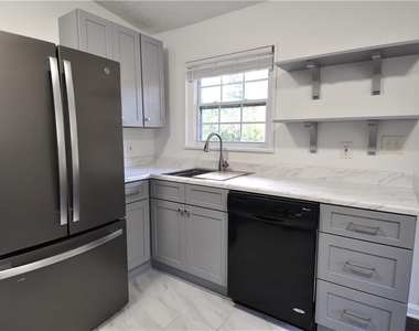 2351 Pinewood Drive - Photo Thumbnail 4