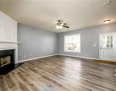 1044 Prestwyck Court - Photo Thumbnail 6
