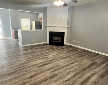1044 Prestwyck Court - Photo Thumbnail 3