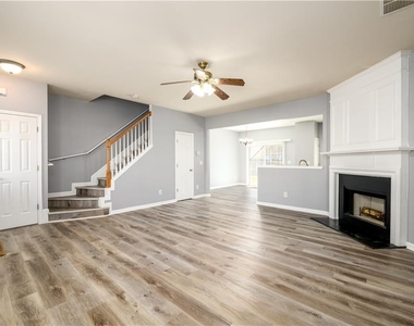 1044 Prestwyck Court - Photo Thumbnail 5