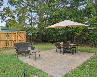 570 Woodward Avenue Se - Photo Thumbnail 20