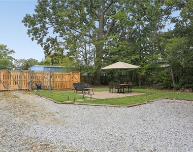 570 Woodward Avenue Se - Photo Thumbnail 19