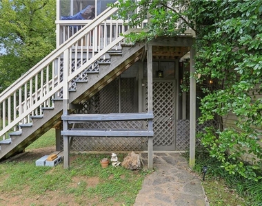 570 Woodward Avenue Se - Photo Thumbnail 18