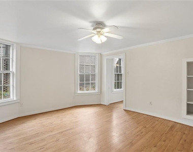 570 Woodward Avenue Se - Photo Thumbnail 11