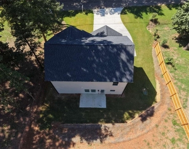 3035 Hamilton Road - Photo Thumbnail 16