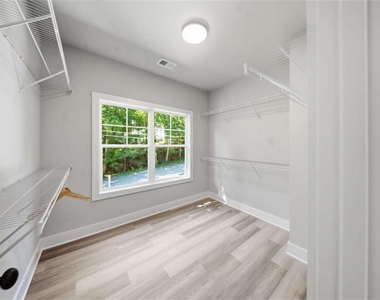 3035 Hamilton Road - Photo Thumbnail 12