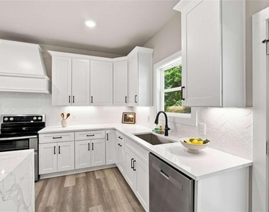 2230 Rebel Road - Photo Thumbnail 28
