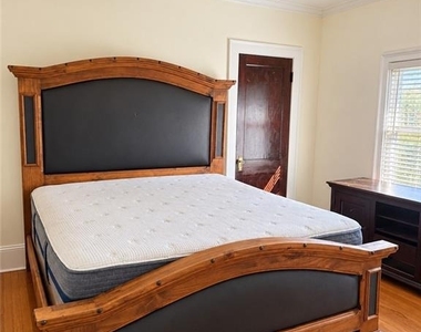 359 Mathewson Place Sw - Photo Thumbnail 11