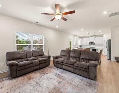 228 Whitneys Way - Photo Thumbnail 16