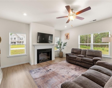 228 Whitneys Way - Photo Thumbnail 15