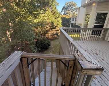 220 Forest Court - Photo Thumbnail 42