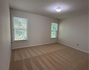 220 Forest Court - Photo Thumbnail 35