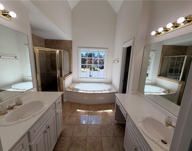 220 Forest Court - Photo Thumbnail 30