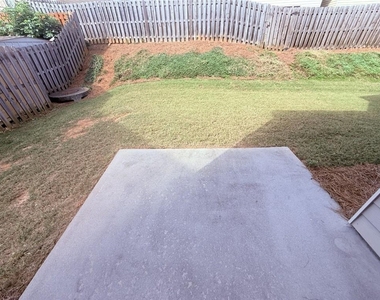 5085 Breezewood Circle - Photo Thumbnail 30