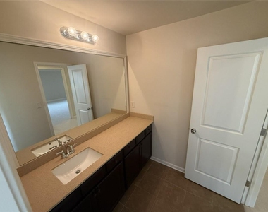 5085 Breezewood Circle - Photo Thumbnail 18