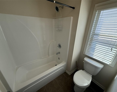 5085 Breezewood Circle - Photo Thumbnail 19