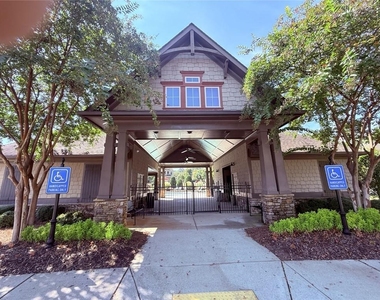5085 Breezewood Circle - Photo Thumbnail 31