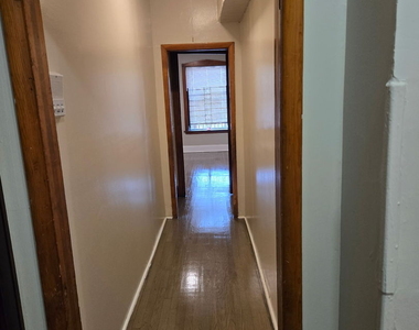 1811 W Garfield Boulevard - Photo Thumbnail 3