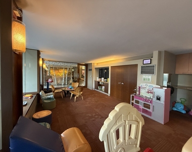 400 E Randolph Street - Photo Thumbnail 46