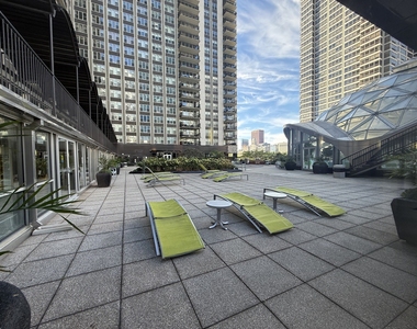 400 E Randolph Street - Photo Thumbnail 39
