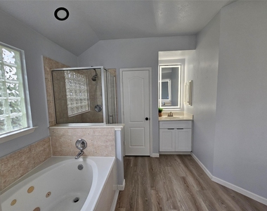 17707 Forest Haven Trail - Photo Thumbnail 23