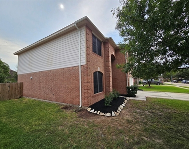 17707 Forest Haven Trail - Photo Thumbnail 2