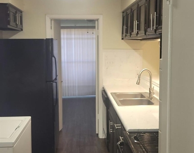 12728 Bexley Drive - Photo Thumbnail 22