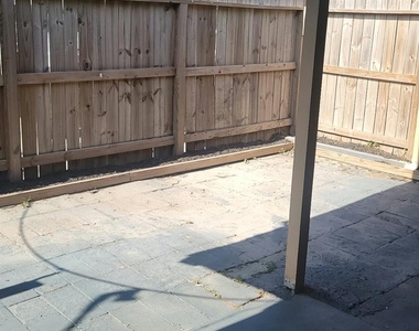 12728 Bexley Drive - Photo Thumbnail 40