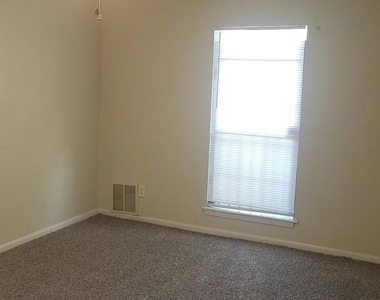 12728 Bexley Drive - Photo Thumbnail 14