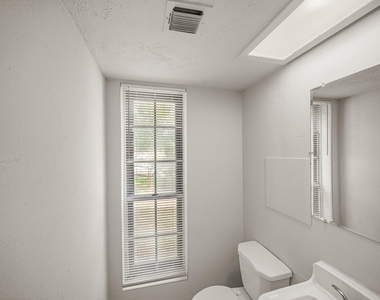 11017 Lera Street - Photo Thumbnail 12
