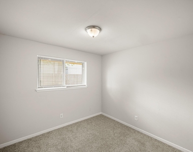 11017 Lera Street - Photo Thumbnail 9