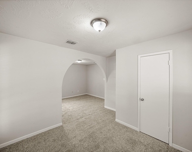 11017 Lera Street - Photo Thumbnail 10