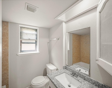 11017 Lera Street - Photo Thumbnail 8