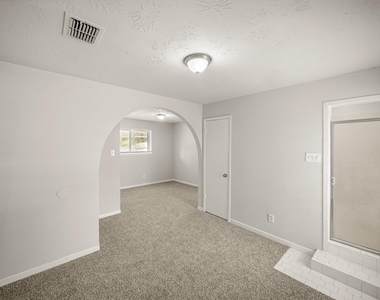 11017 Lera Street - Photo Thumbnail 11