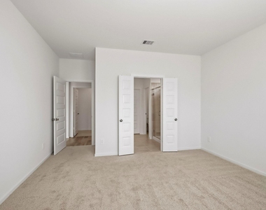 18543 Landing Meadows Lane - Photo Thumbnail 8