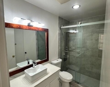 4252 Belle Park Drive - Photo Thumbnail 13
