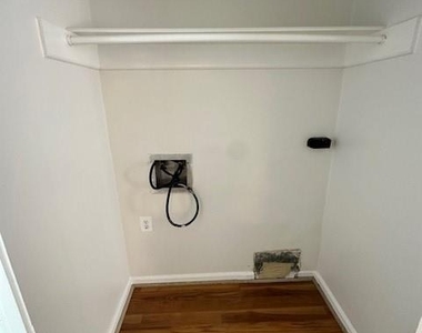 4252 Belle Park Drive - Photo Thumbnail 10