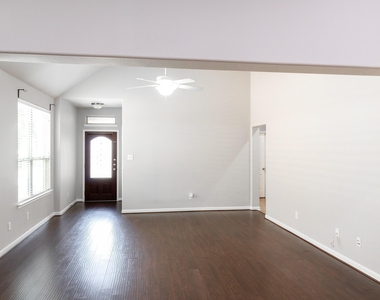 17227 Marquette Point Lane - Photo Thumbnail 5