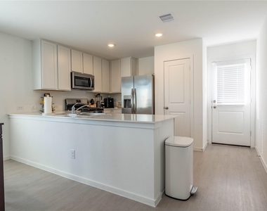 12903 Shells Lane - Photo Thumbnail 7