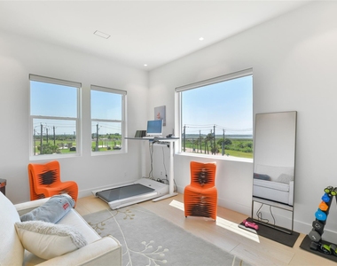 3515 Hudson Court - Photo Thumbnail 30