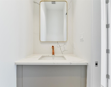 3515 Hudson Court - Photo Thumbnail 15