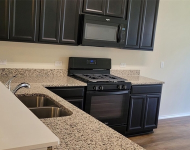 1714 Cormorant Crescent - Photo Thumbnail 5