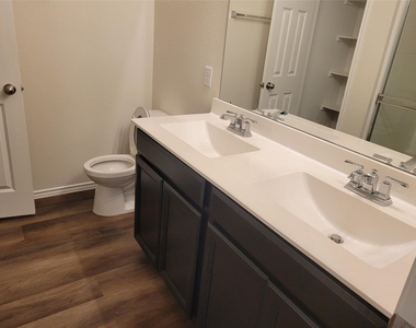 1714 Cormorant Crescent - Photo Thumbnail 7
