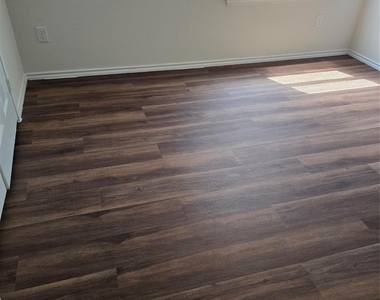 1714 Cormorant Crescent - Photo Thumbnail 10