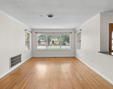 3023 Fairhope Street - Photo Thumbnail 4