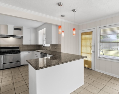 3023 Fairhope Street - Photo Thumbnail 11