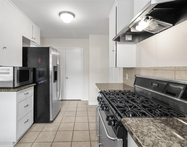 3023 Fairhope Street - Photo Thumbnail 12